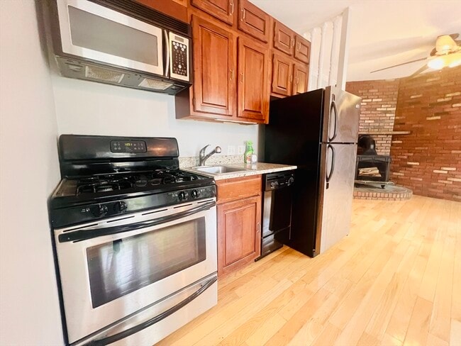 59 Phillips St in Boston, MA - Building Photo - Building Photo