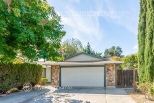 7840 1st Draw Way in Sacramento, CA - Building Photo