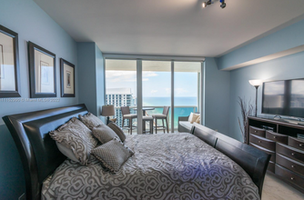 1830 S Ocean Dr, Unit 4710 in Hallandale Beach, FL - Building Photo - Building Photo