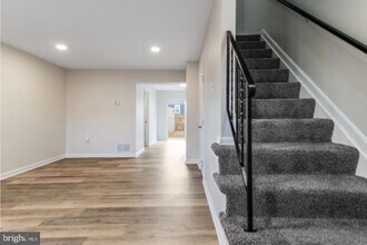 494 Arwell Ct in Frederick, MD - Building Photo - Building Photo