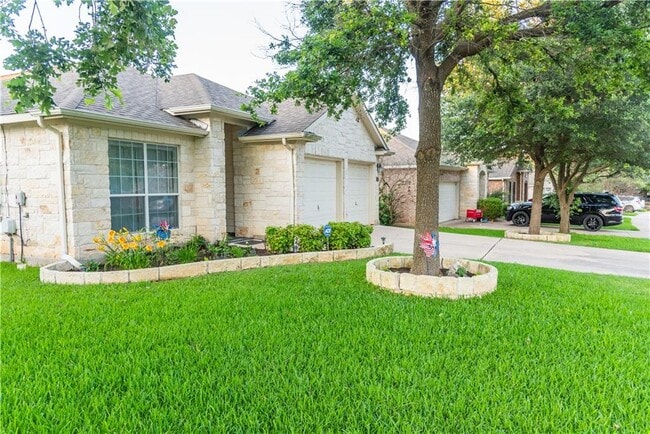 3660 Pine Needle Cir in Round Rock, TX - Building Photo - Building Photo