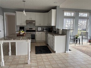 4708 Quincy Dr in Akron, OH - Building Photo - Building Photo