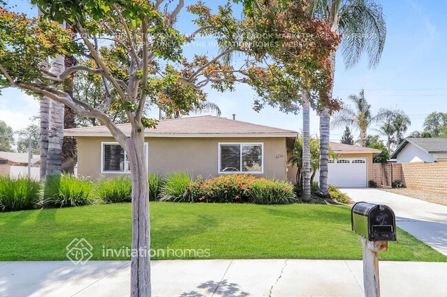 property at 8746 Larkin Ct