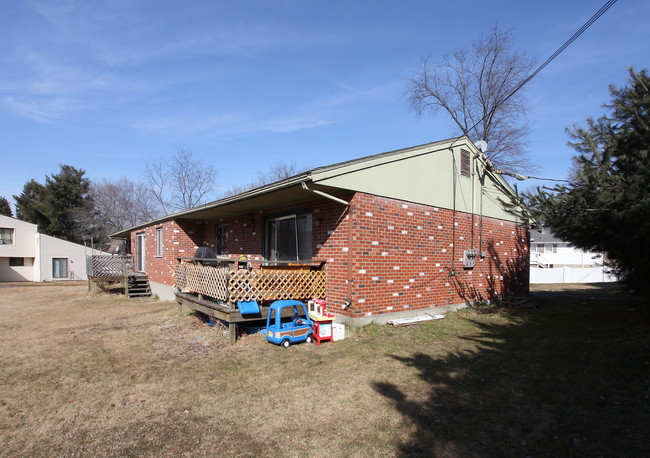 609 Woodtick Rd in Waterbury, CT - Building Photo - Building Photo