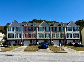1708 Redan E in Lithonia, GA - Building Photo