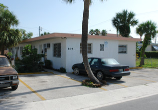 809 2nd St in West Palm Beach, FL - Building Photo - Building Photo