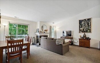 107 Delamere Dr in Princeton, NJ - Building Photo - Building Photo