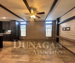 1202 Owens St in Carlsbad, NM - Building Photo - Building Photo