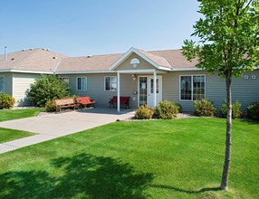 Cottages of Albertville Senior Townhomes in Albertville, MN - Building Photo - Building Photo