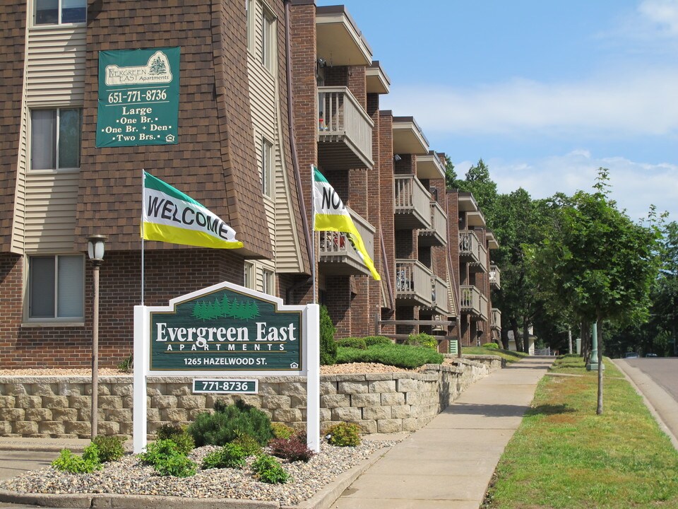 Evergreen East Apartments in St. Paul, MN - Foto de edificio