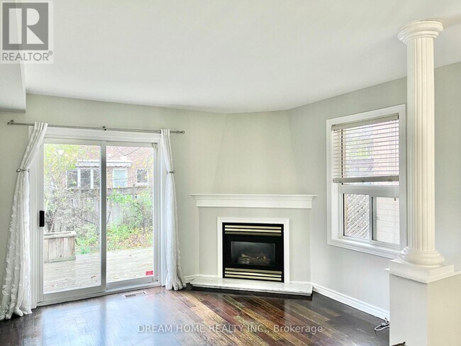 137 Kimono Crescent in Richmond Hill, ON - Building Photo - Building Photo