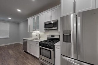 40 Elizabeth St in Farmingdale, NY - Building Photo - Building Photo