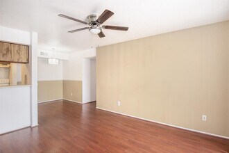 18511 Egret Bay Blvd in Houston, TX - Building Photo - Building Photo