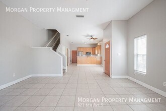 821 6th Ave S in Jacksonville Beach, FL - Foto de edificio - Building Photo