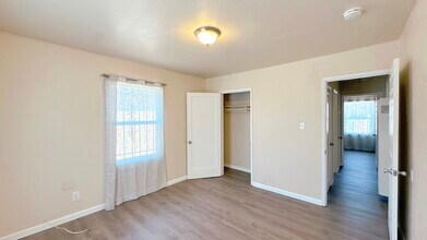 215 Odessa Ave in Pittsburg, CA - Building Photo - Building Photo