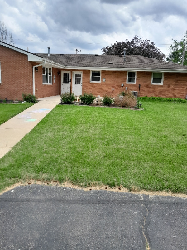602 E Washington St in Durand, IL - Building Photo - Building Photo