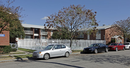 East Bay Apartments in Norfolk, VA - Building Photo - Building Photo