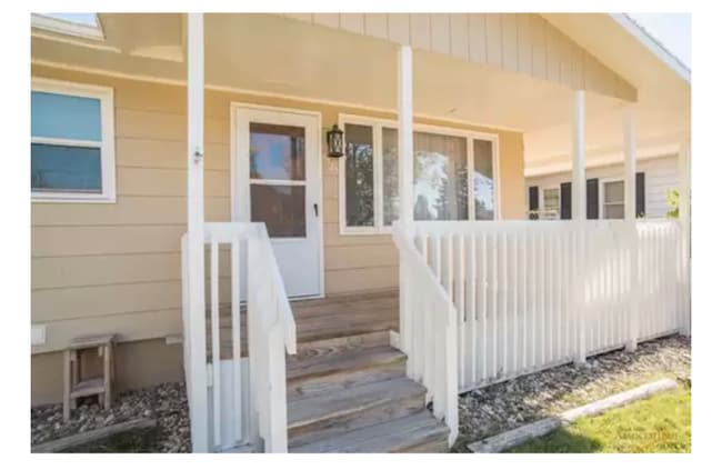 1020 N 7th St in Rapid City, SD - Foto de edificio - Building Photo