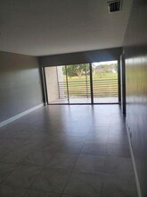 7410 Woodmont Terrace in Tamarac, FL - Building Photo - Building Photo