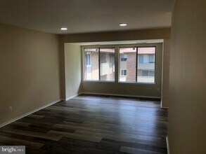 19443 Brassie Pl in Montgomery Village, MD - Building Photo - Building Photo