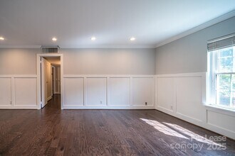 2626 Park Rd in Charlotte, NC - Building Photo - Building Photo