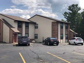 Edgewater in Stevens Point, WI - Building Photo - Interior Photo