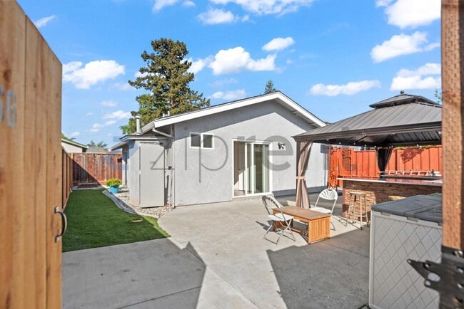 3066 Nightingale Pl in Fremont, CA - Foto de edificio - Building Photo