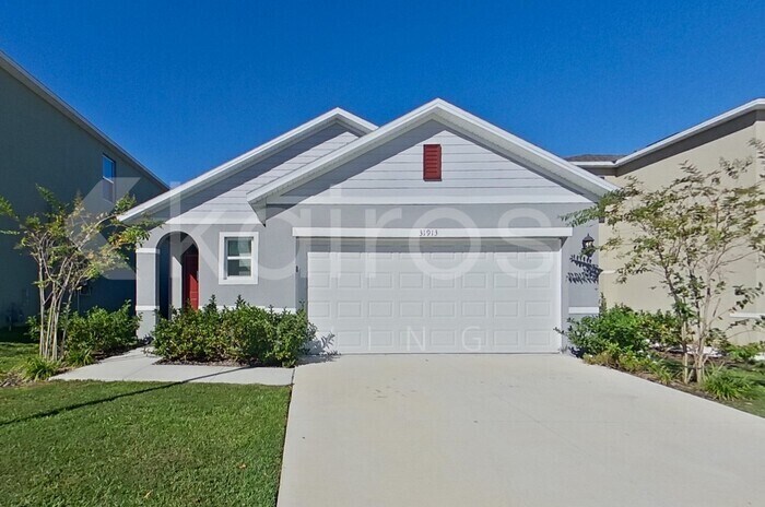 31913 Katelin Cir in Leesburg, FL - Building Photo