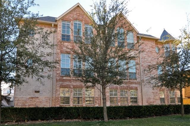 property at 3117 Rosedale Ave