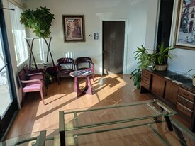 4790 Dewey Dr in Fair Oaks, CA - Building Photo