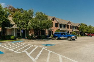 Townhomes of Bay Forest in Baytown, TX - Foto de edificio - Building Photo