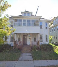 80 Wallingford Rd, Unit 1 in Boston, MA - Building Photo - Building Photo