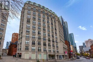 115 Richmond St E in Toronto, ON - Building Photo