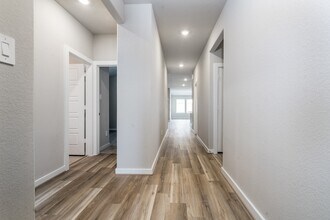 17853 Stone Ter Ct in Montgomery, TX - Building Photo - Building Photo