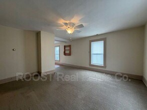 22 Willis Ave in London, OH - Building Photo - Building Photo