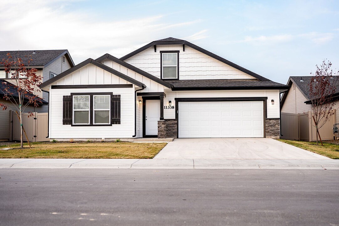 11338 W Belgrave St in Nampa, ID - Building Photo