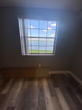 2831 N Oakland Forest Dr in Oakland Park, FL - Building Photo - Building Photo