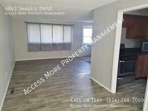 6843 Shaulis Dr in Reynoldsburg, OH - Building Photo - Building Photo