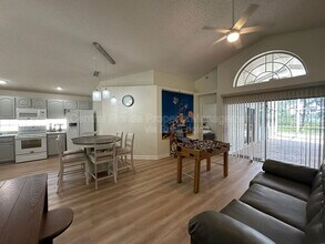 1009 Lake Davenport Blvd in Davenport, FL - Building Photo - Building Photo