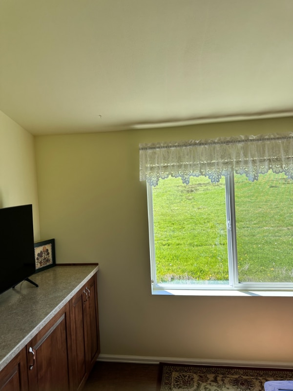 3282 Happy Valley Rd in Sequim, WA - Foto de edificio - Building Photo