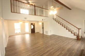 11522 Stone Bridge Dr in Houston, TX - Building Photo - Building Photo