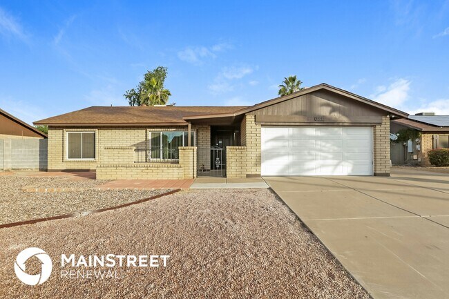property at 3546 W Willow Ave