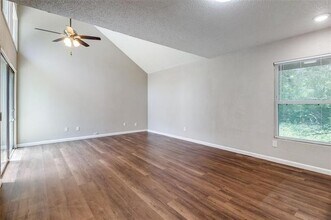 4621 Country Creek Dr in Dallas, TX - Building Photo - Building Photo