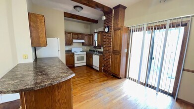 1220 S 20th St in Lincoln, NE - Building Photo - Building Photo