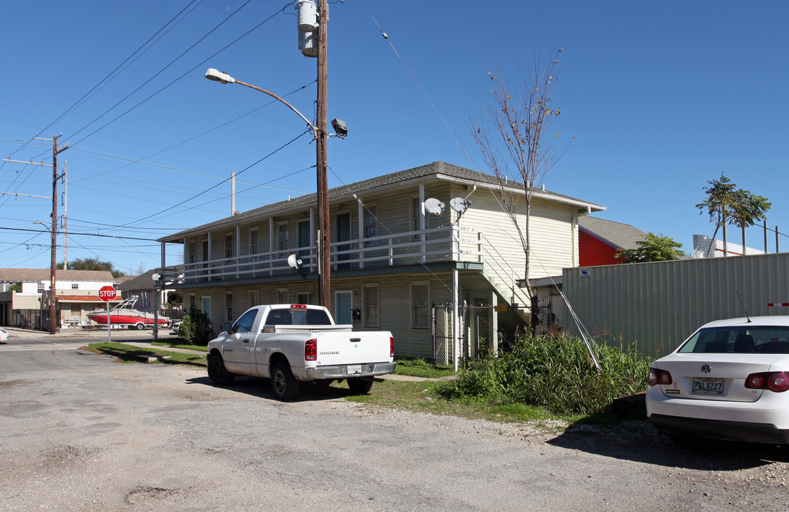 4938 Tchoupitoulas St in New Orleans, LA - Building Photo