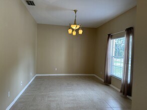 2761 Shady Ave in North Port, FL - Building Photo - Building Photo