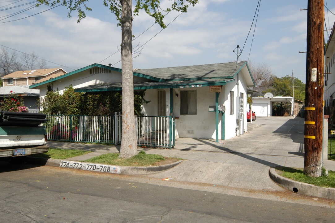 768-774 Worcester Ave in Pasadena, CA - Building Photo