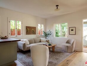 5033 Townsend Ave in Los Angeles, CA - Building Photo - Building Photo