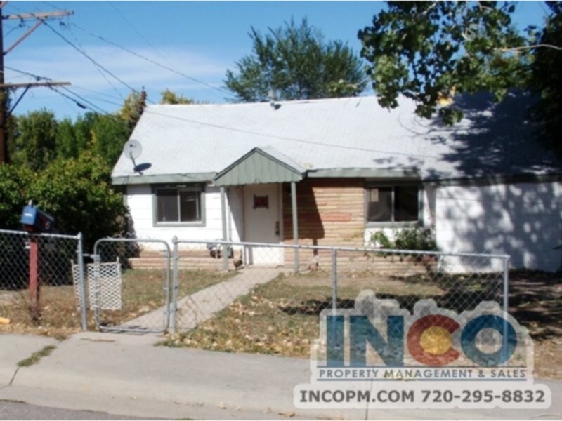 4769 W Ellsworth Ave in Denver, CO - Building Photo