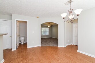 3088 Heatherbrook Trce in Canton, GA - Building Photo - Building Photo